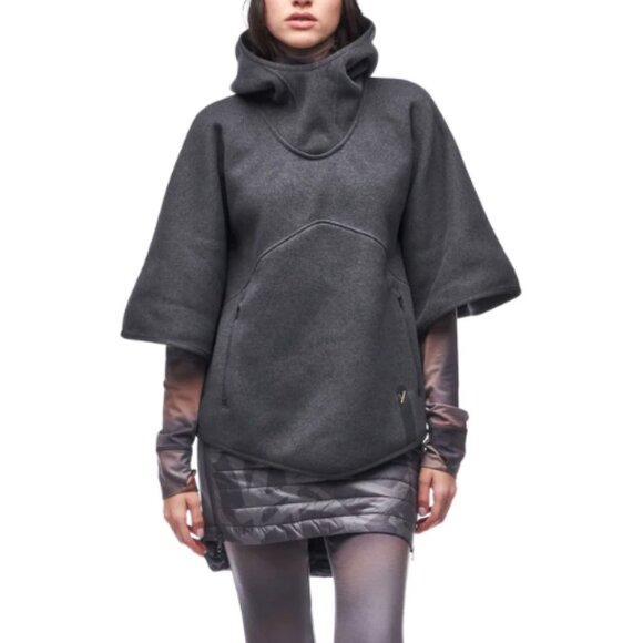 INDYEVA Satu Poncho Fleece Polartec Pullover Snap Shawl Size Small Dark Gray - Picture 1 of 13